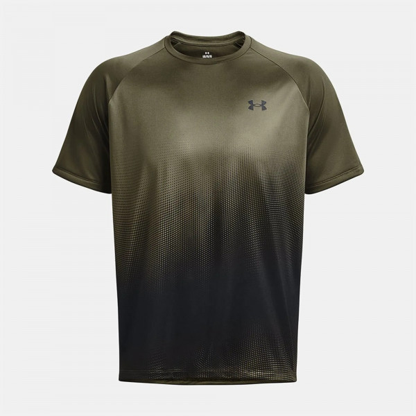 1377053-390 Under Armour póló