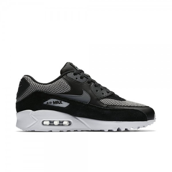 537384-075 Nike Air Max 90 Essentials férfi utcai cipő