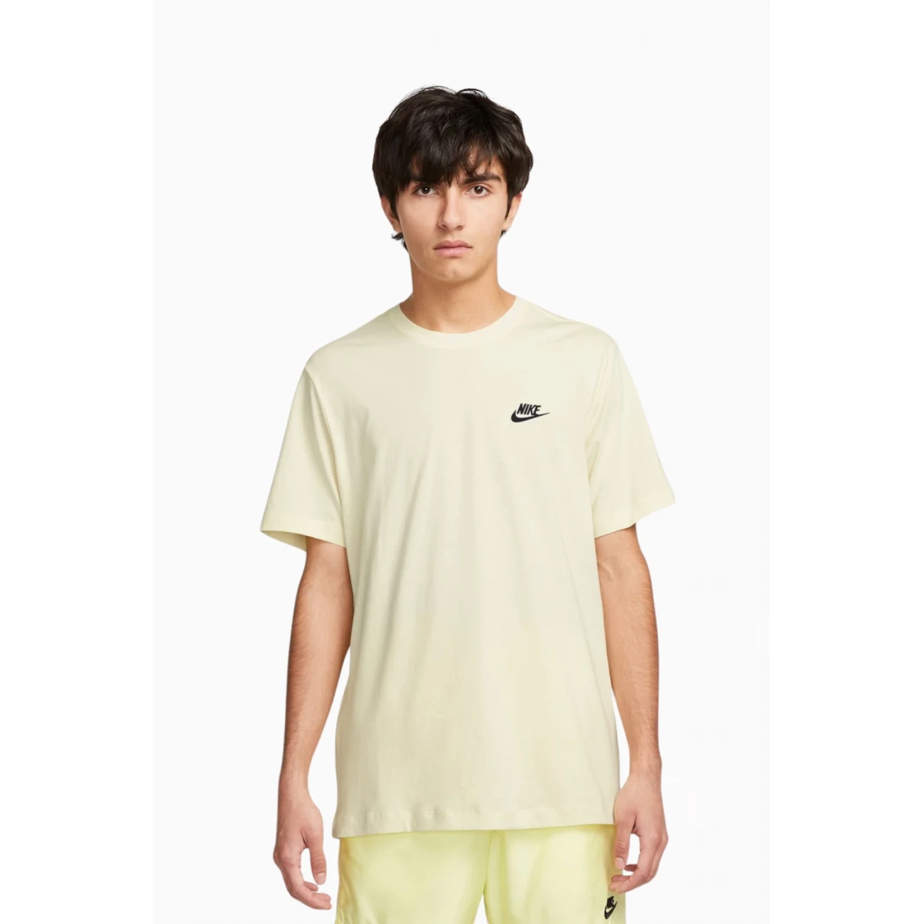 AR4997-133 Nike póló