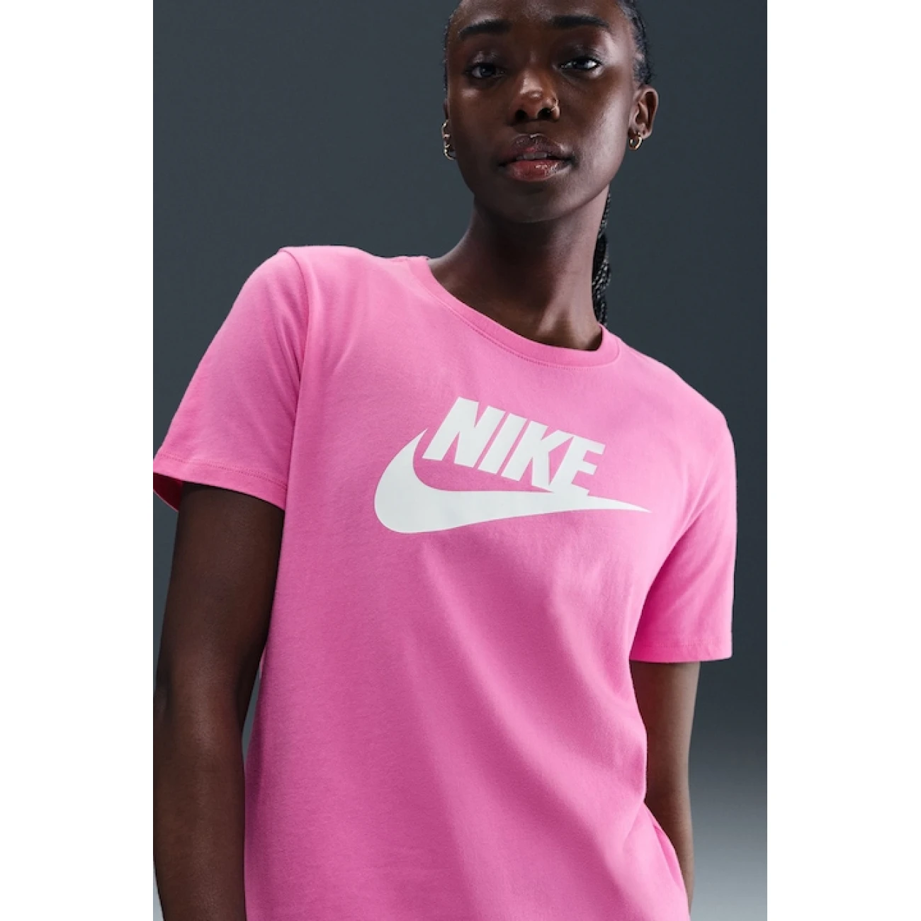 DX7906-675 Nike póló