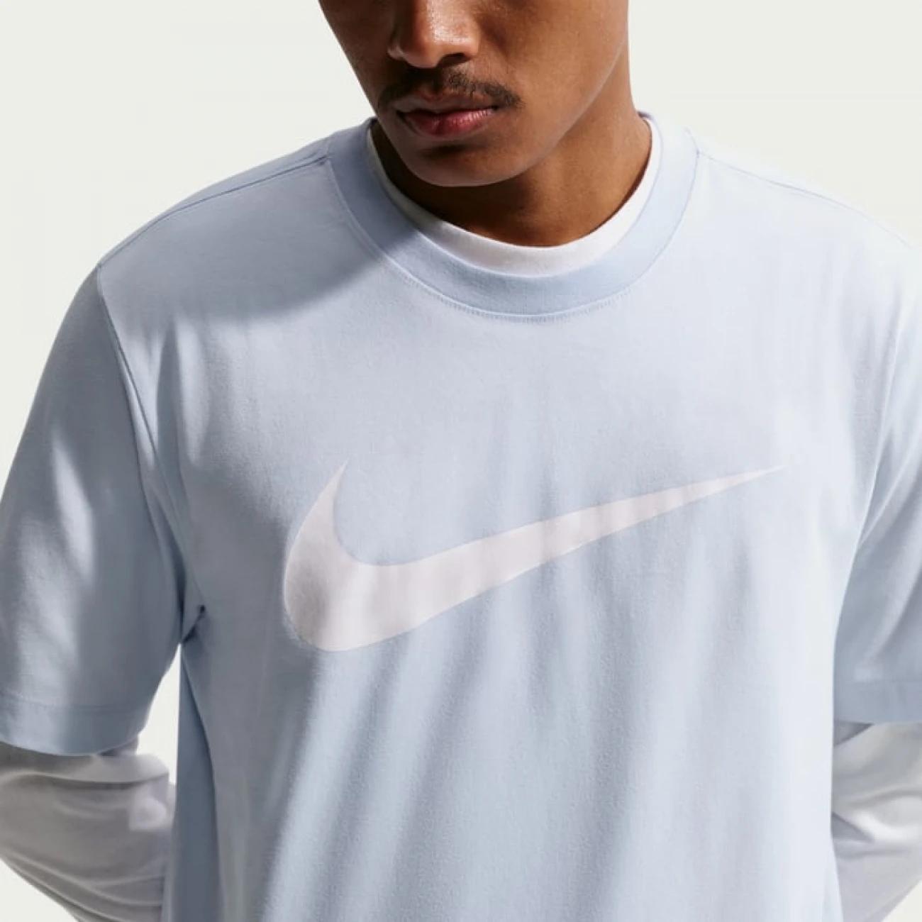 Dc5094-408 Nike póló