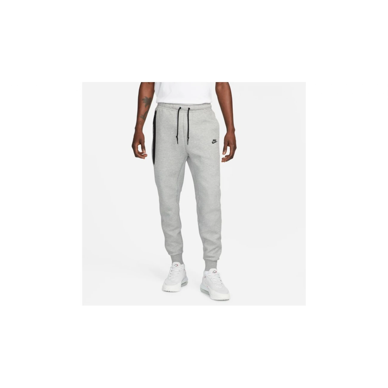FB8002-063 Nike tech fleece alsó