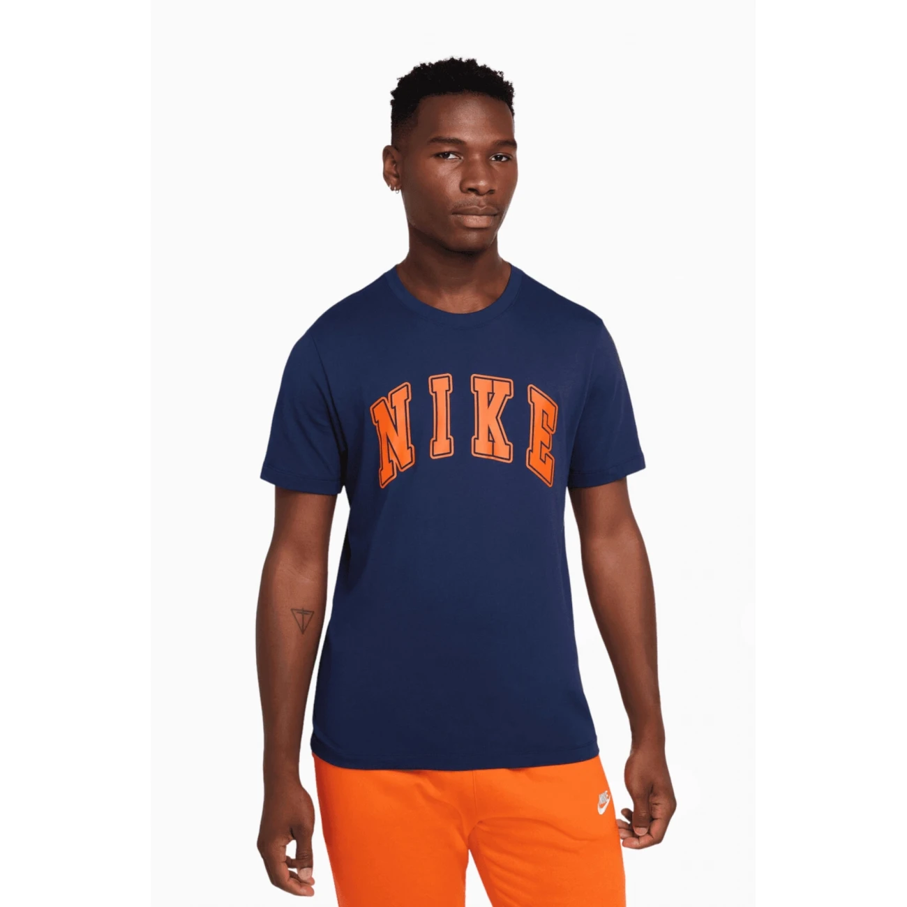 FZ7987-410 Nike póló