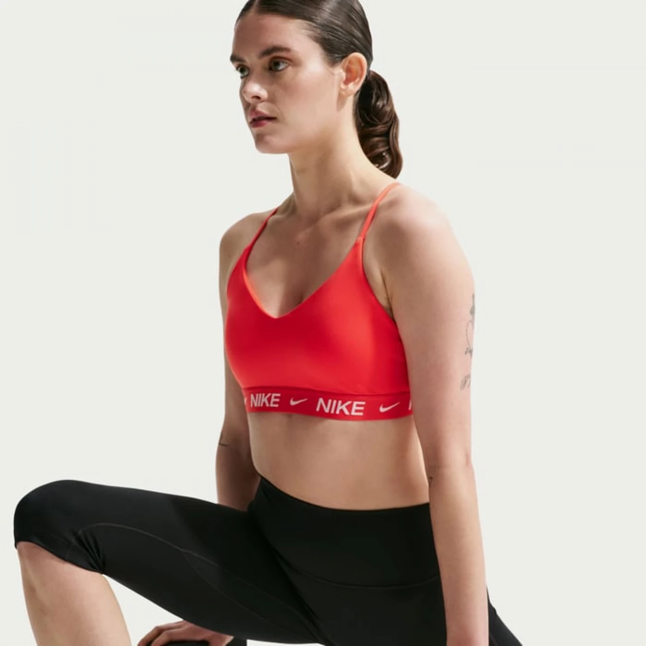Fd1062-696 Nike sportmelltartó