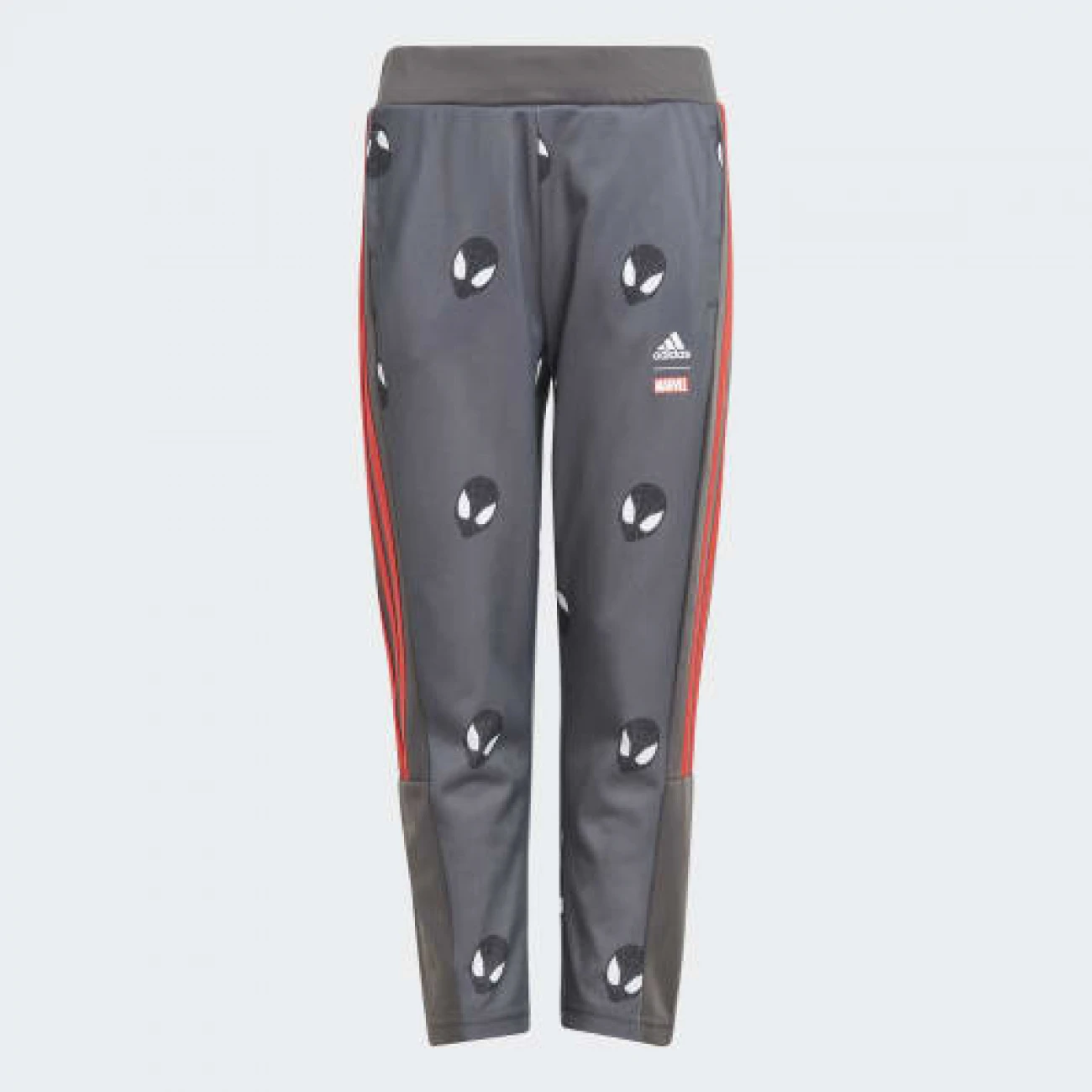 IB4850 Adidas alsó