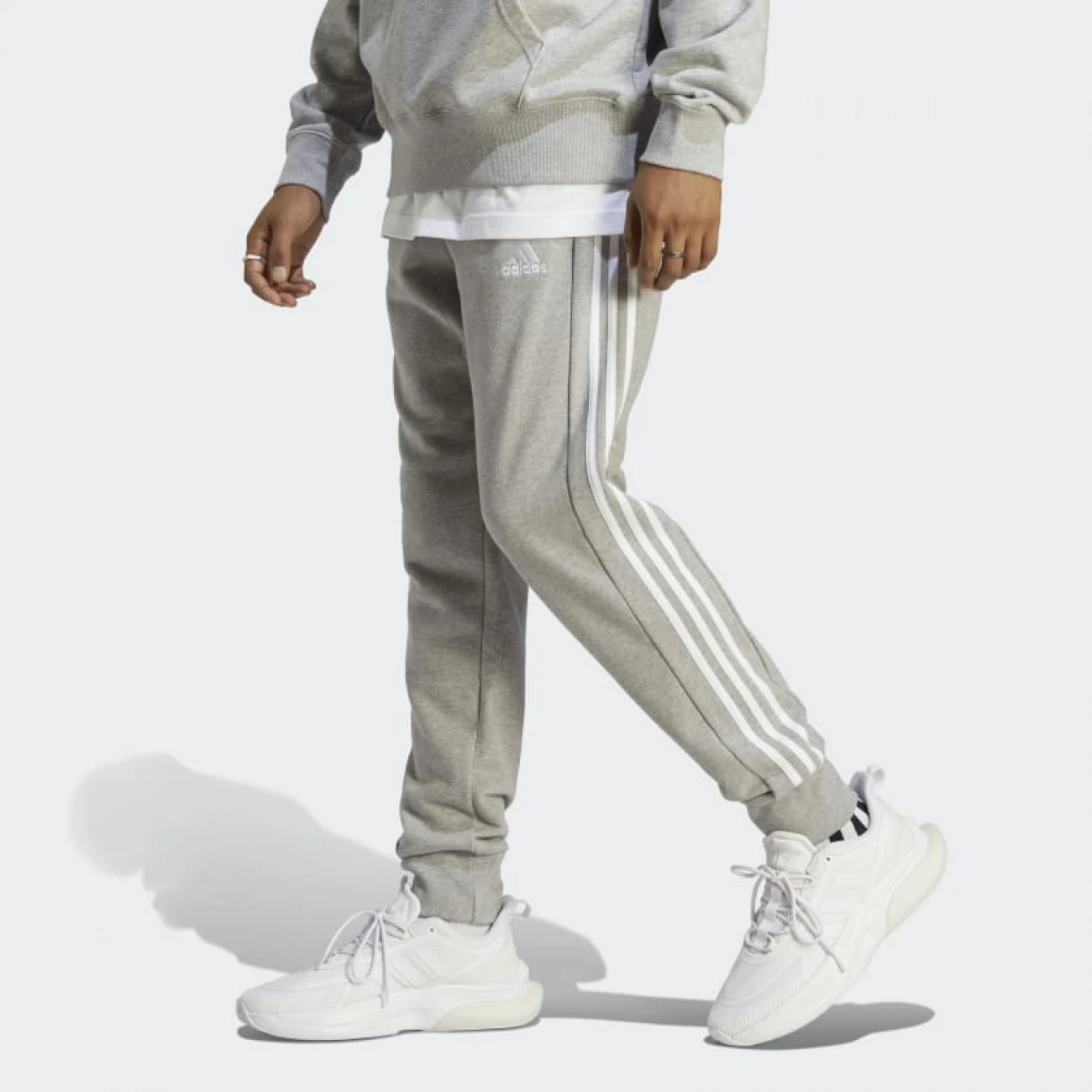 IC9407 Adidas alsó