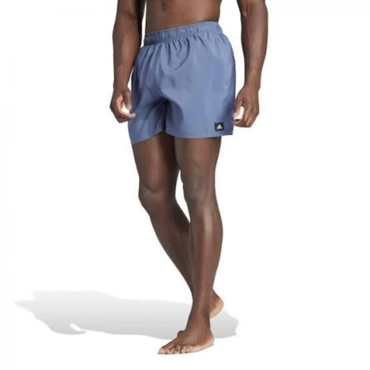 IR6221 Adidas short