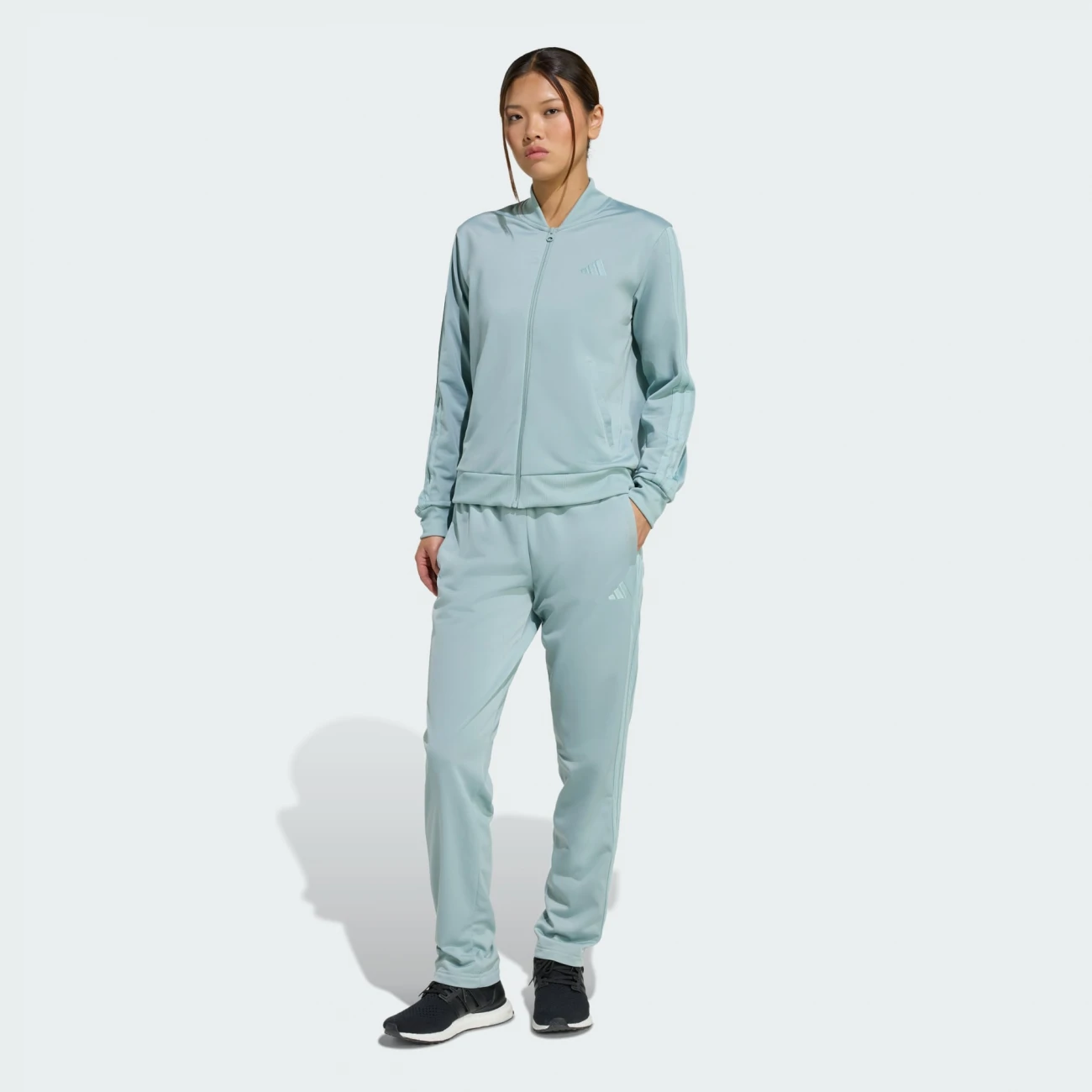 KB8159 Adidas jogging