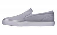 724762-010 Nike Toki Slip-On férfi utcai cipő