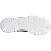 812655-601 Wmns Nike Tanjun női utcai cipő