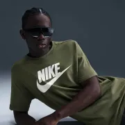 AR5004-222 Nike póló