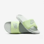 CN9677-010 Wmns Nike Victori One Slide