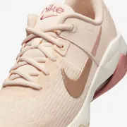 DR5720-800 Wmns Nike Zoom Bella 6