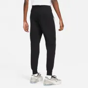 FB8002-060 Nike alsó