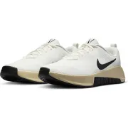 FQ1831-101 Nike MC Trainer 3