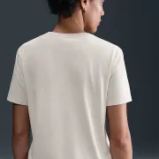 IB2447-104 Nike póló