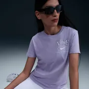 IB2447-533 Nike póló