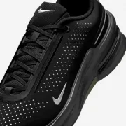 IM7025-001 Nike Air Zoom Upturn Sc Se