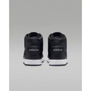 IQ5685-001 Nike Court Connect Mid
