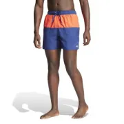 IT8597 Adidas short