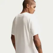 Io9512-133 Nike póló