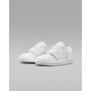 Iq6016-100 Nike Jordan Court Connect Low