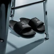 KI6109 Adidas Adilette Comfort AMG