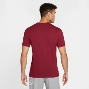 ar5004-677 Nike póló