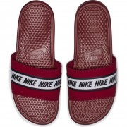 at0051-600 Nike  Benassi