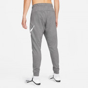 cu6775-071 Nike alsó
