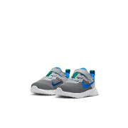 dd1094-008 Nike Revolution 6