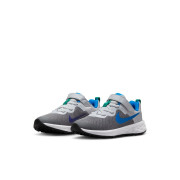 dd1095-008 Nike Revolution 6
