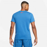 dm6379-407 Nike póló