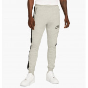 do7232-063 Nike alsó.