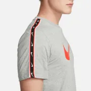 dx2032-064 Nike póló