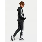 jc7520 Adidas jogging