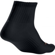 sx4906-001 Nike zokni