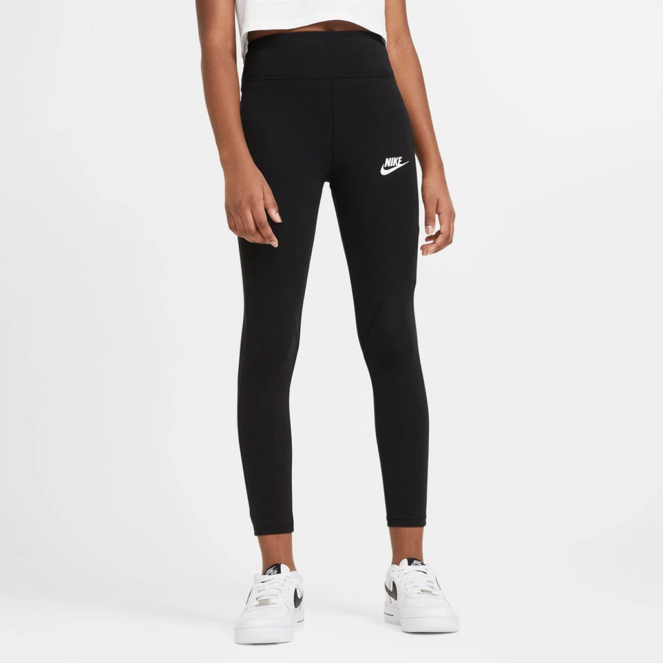 cu8248-010 Nike alsó
