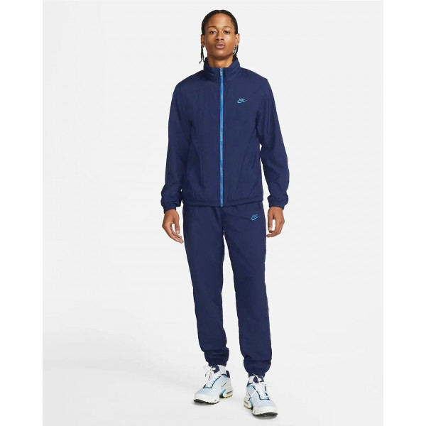 dm6848-410 Nike jogging