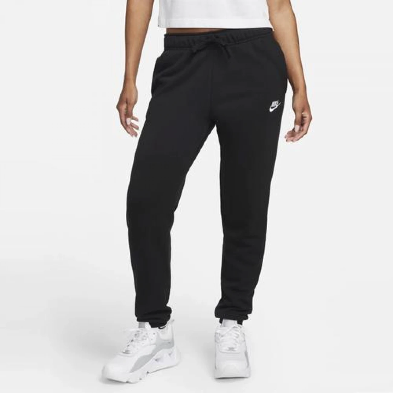 dq5191-010 Nike alsó