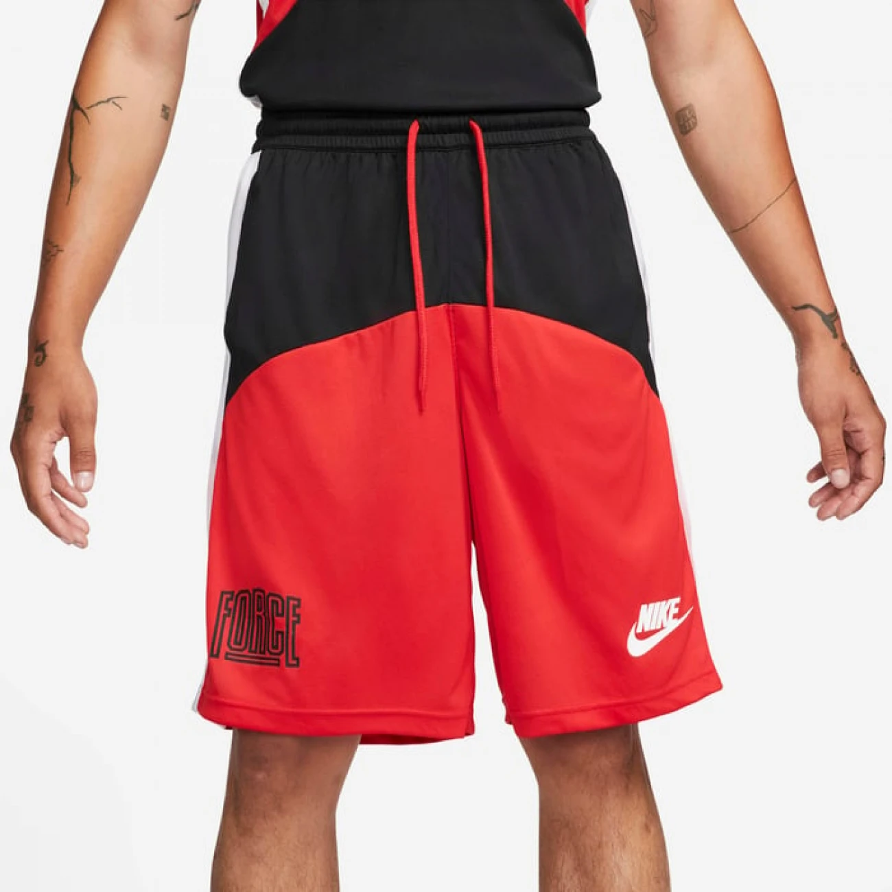 dq5826-011 Nike short