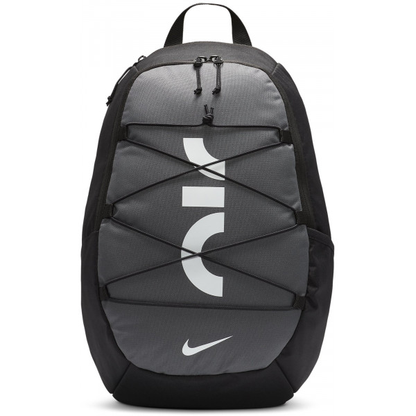 dv6246-010 Nike hátitáska