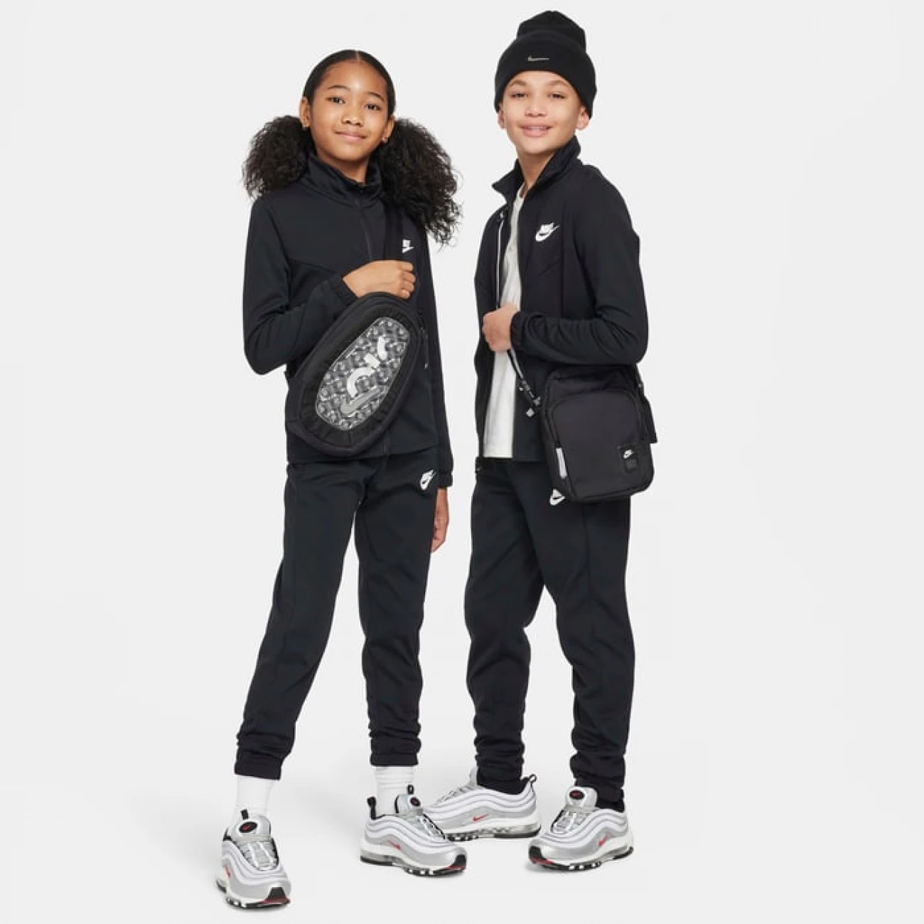 fd3067-646 Nike jogging