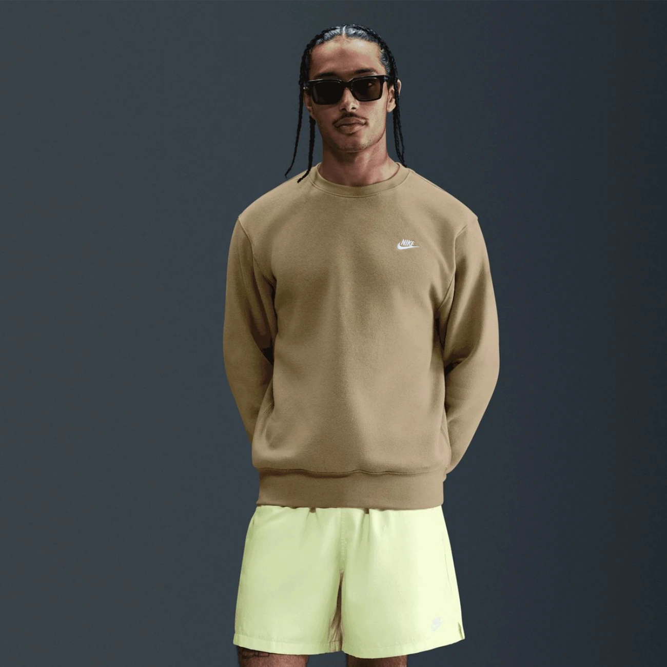 fn3886-297 Nike pulóver