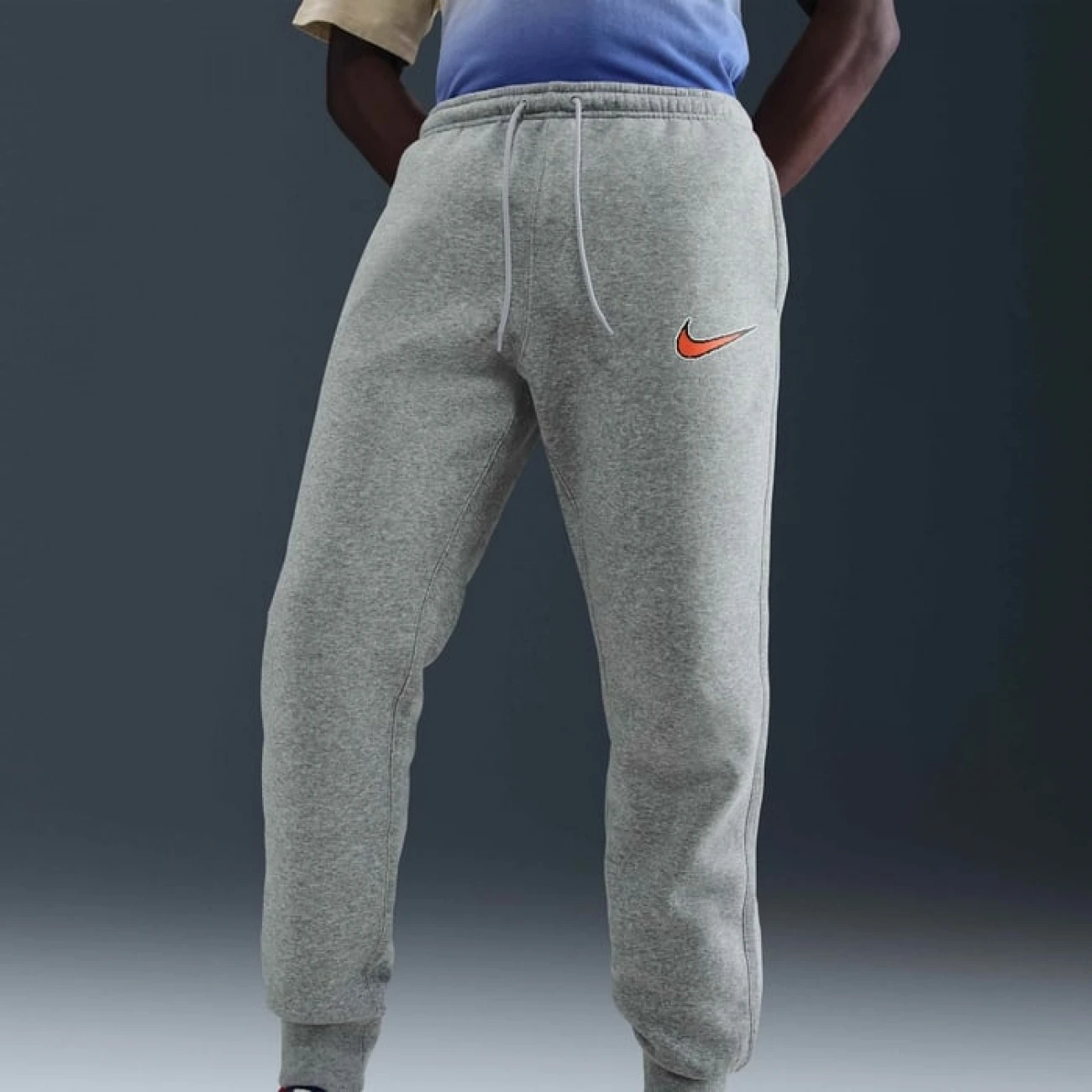 hv0865-063 Nike alsó
